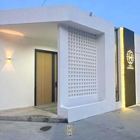 The Luxurious 27, Johor Bahru别墅 外观 照片